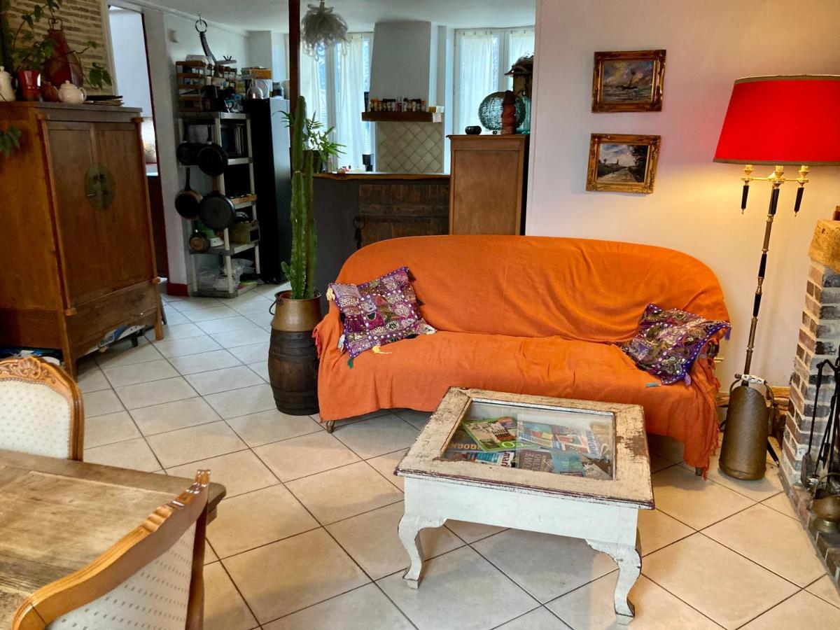 L Annonce N Est Pas D Actualite Ne Pas Prendre De Reservation Villa Saint-Fargeau  Exterior foto